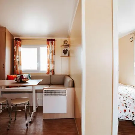 Sunny Tiny House With Sea View Holiday home